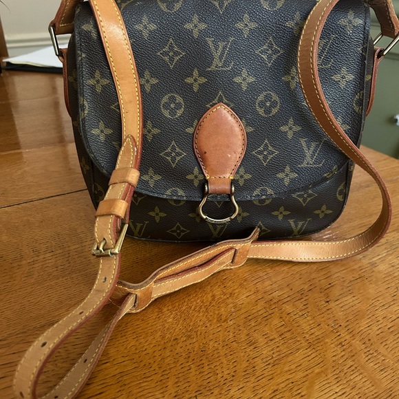 Louis Vuitton Saint Cloud GM Monogram Crossbody Bag - Picture 2 of 12